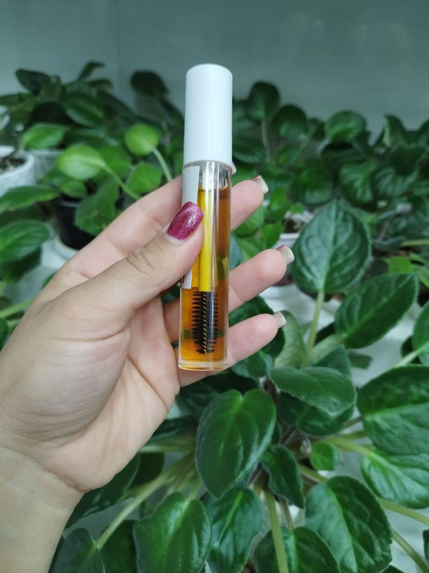 ریمل تقویتی ابرو دستساز ژوپی